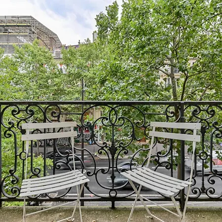Elegance Pompidou Sebastopol *